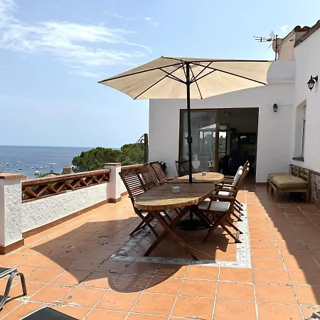 Lets Holidays Beautiful House Sea Views 别墅 *